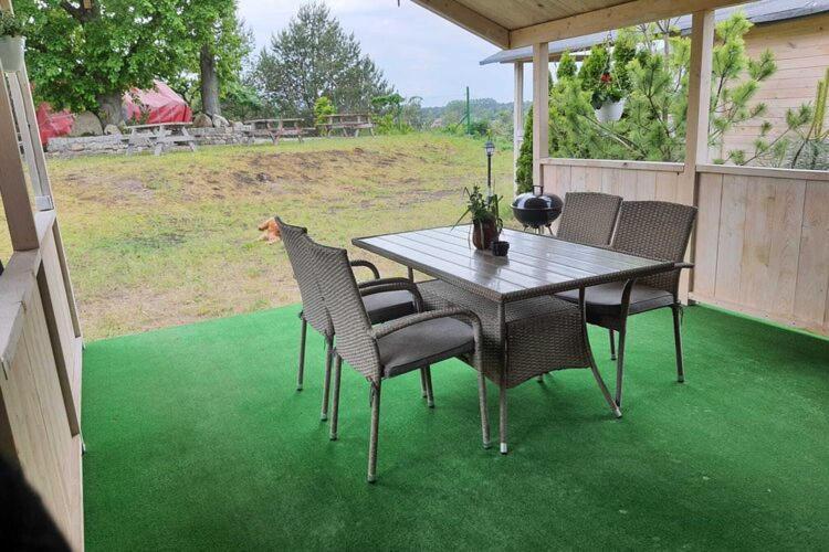 Comfortable Bungalow With A Covered Terrace, For 6 People, Miedzyzdroje Ngoại thất bức ảnh